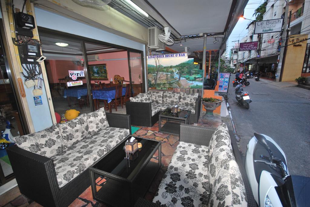 Kingfisher House & Bar 芭達亞 外观 照片